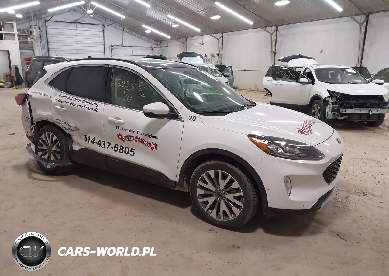 2020 Ford Escape Titanium Hybrid – zdjęcie 1 z 16