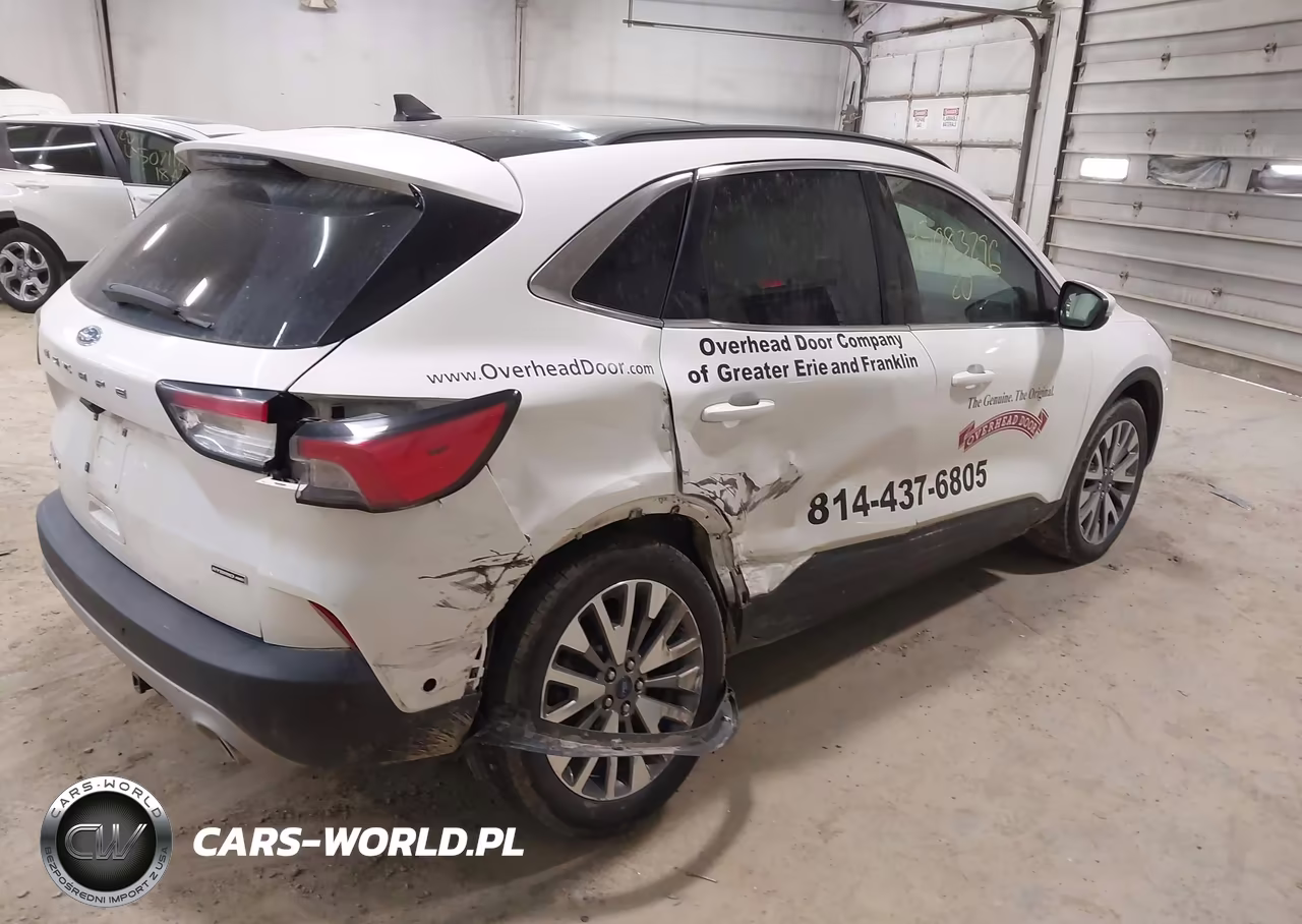 2020 Ford Escape Titanium Hybrid VIN:1FMCU9DZ3LUC44989 - 4