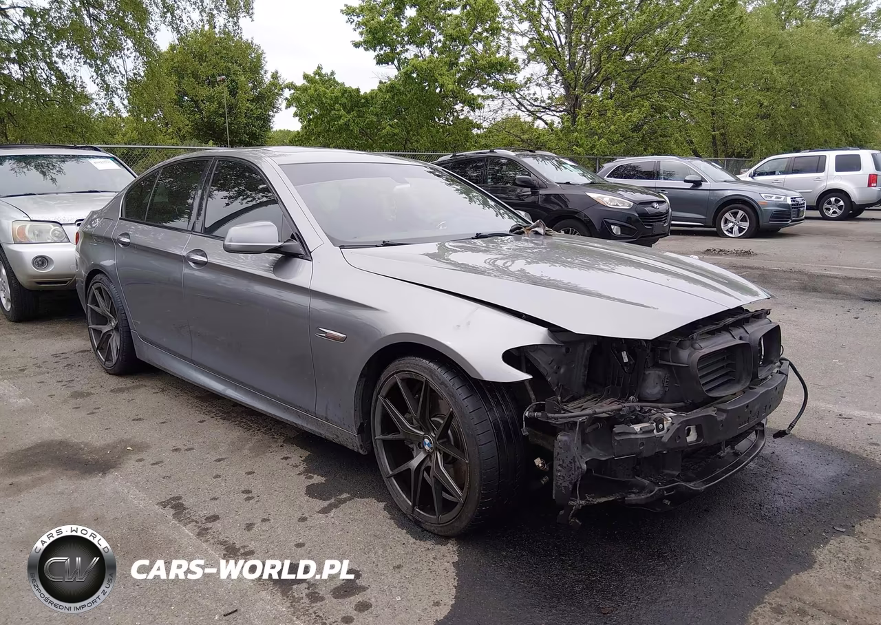 2013 BMW 550I – zdjęcie 1 z 16