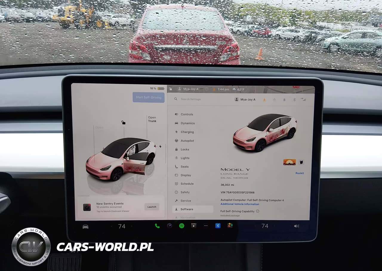 2025 Tesla Model Y Long Range Dual Motor All-Wheel Drive VIN:7SAYGDEE0SF221566 - 17