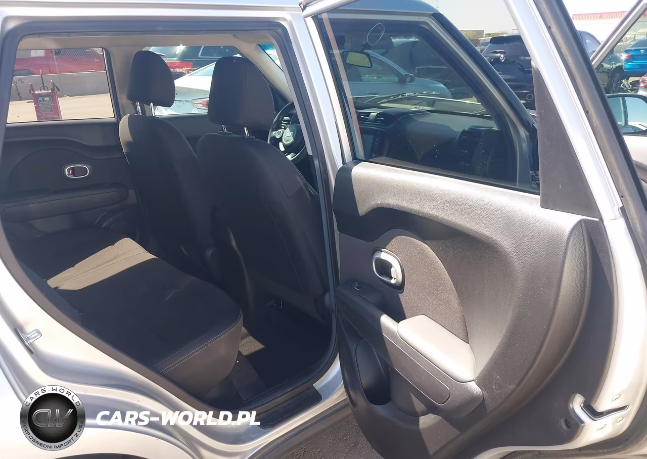 2019 Kia Soul VIN:KNDJN2A24K7016570 - 8