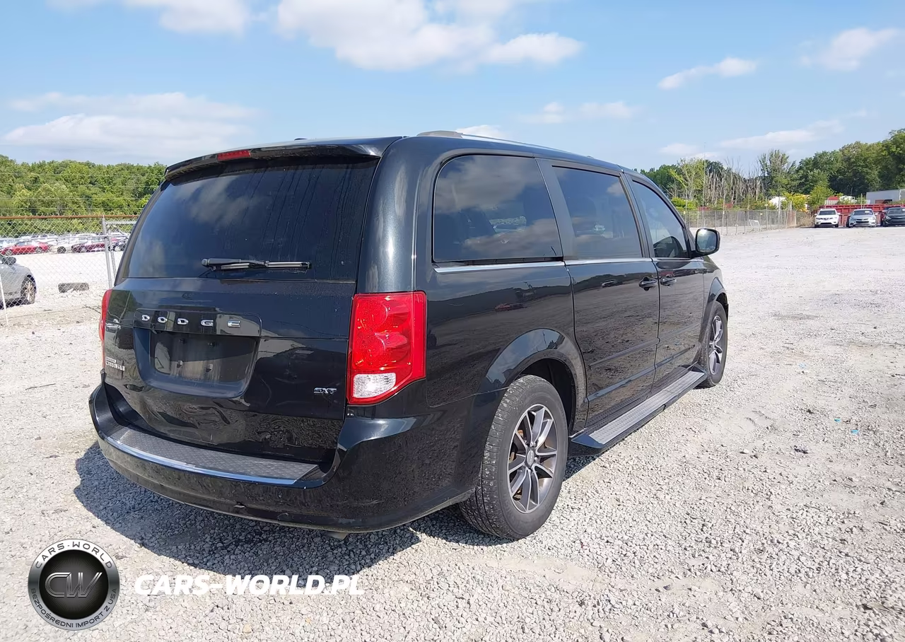 2016 Dodge Grand Caravan Sxt VIN:2C4RDGCG4GR348168 - 4