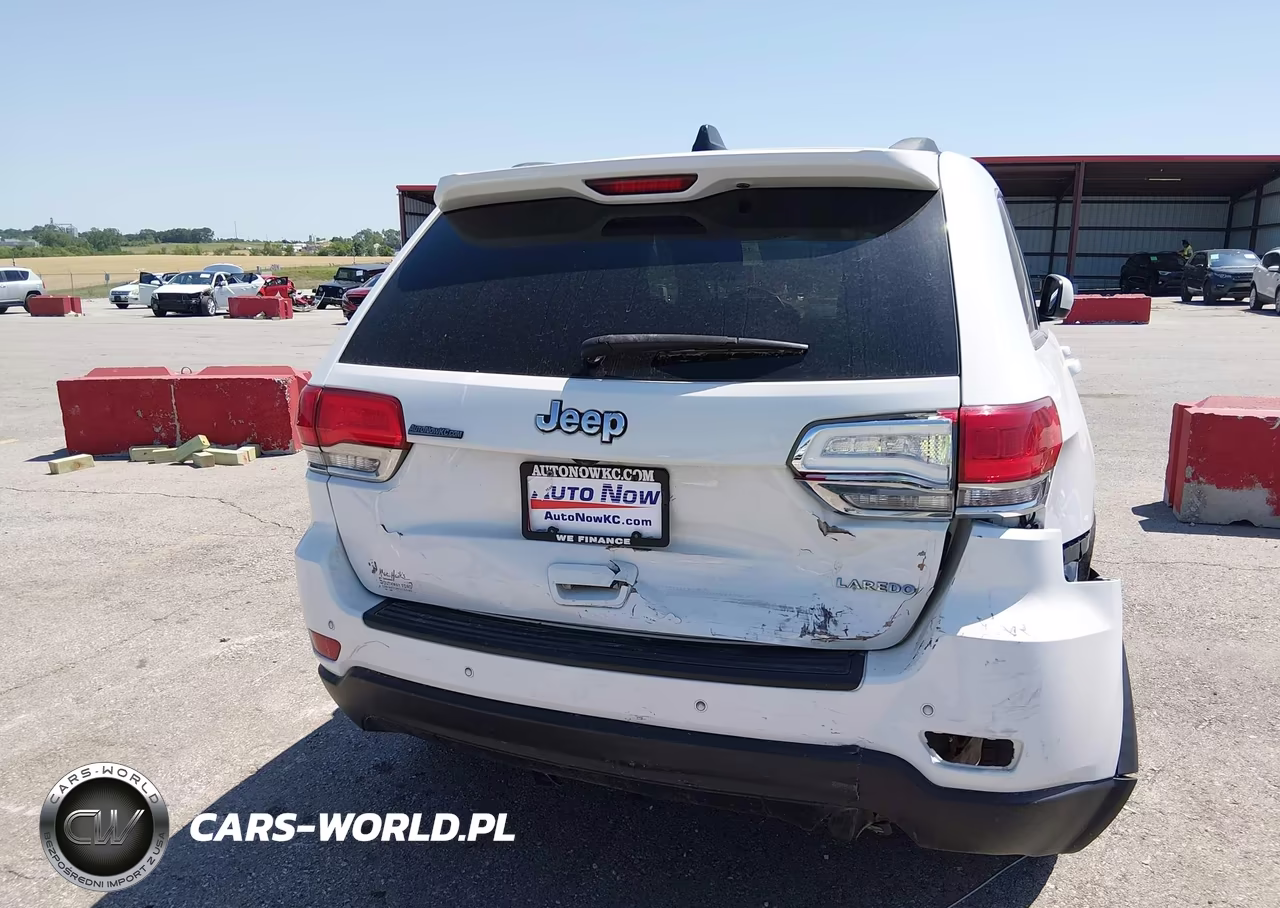 2017 Jeep Grand Cherokee Laredo 4X2 VIN:1C4RJEAG0HC621522 - 16