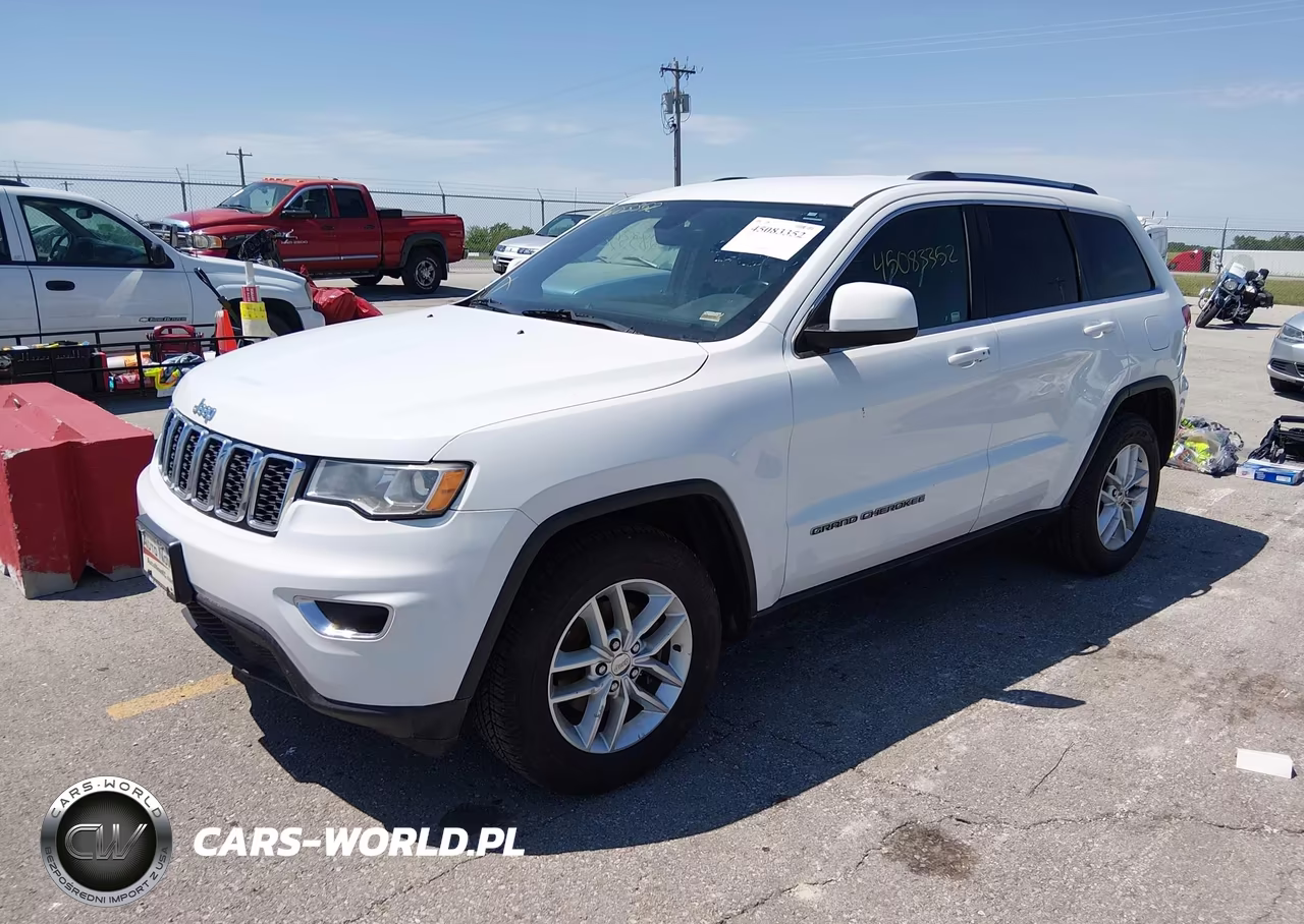 2017 Jeep Grand Cherokee Laredo 4X2 VIN:1C4RJEAG0HC621522 - 2