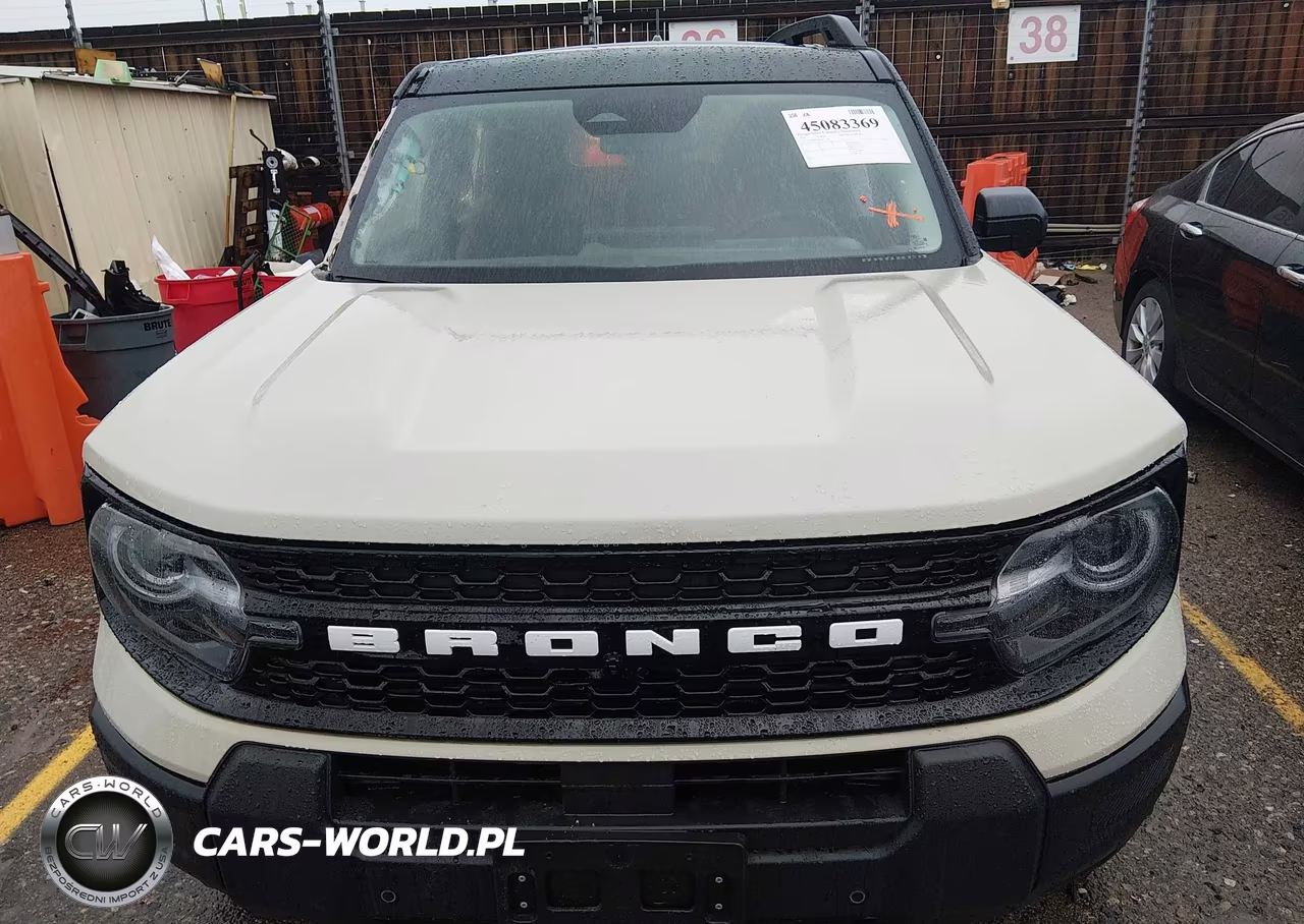 2025 Ford Bronco Sport Outer Banks VIN:3FMCR9CN0SRF21748 - 13