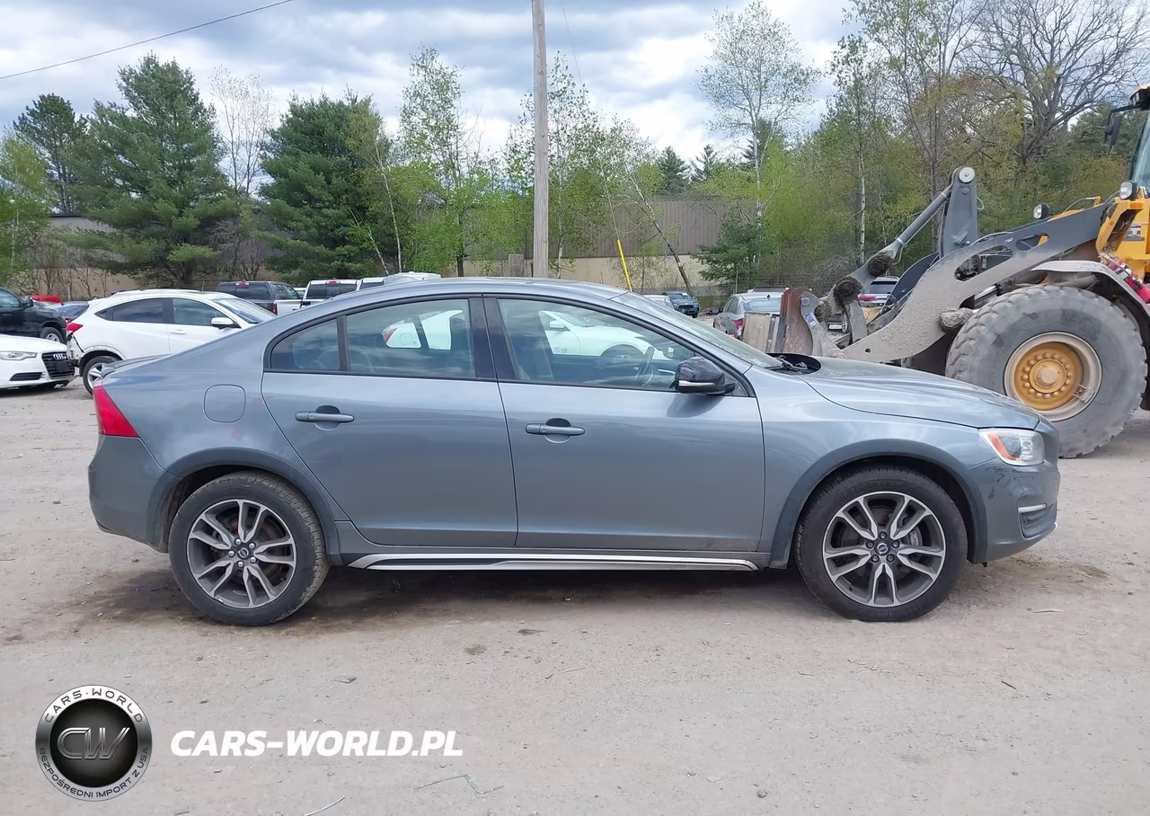 2016 Volvo S60 Cross Country T5 Platinum VIN:YV4612UM8G2001442 - 13