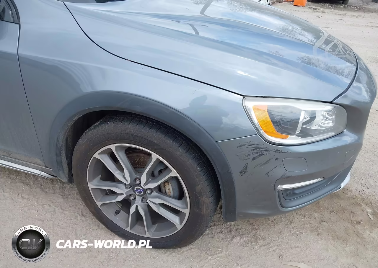 2016 Volvo S60 Cross Country T5 Platinum VIN:YV4612UM8G2001442 - 6