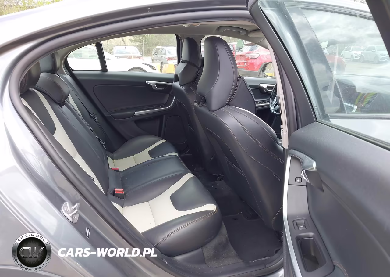 2016 Volvo S60 Cross Country T5 Platinum VIN:YV4612UM8G2001442 - 8