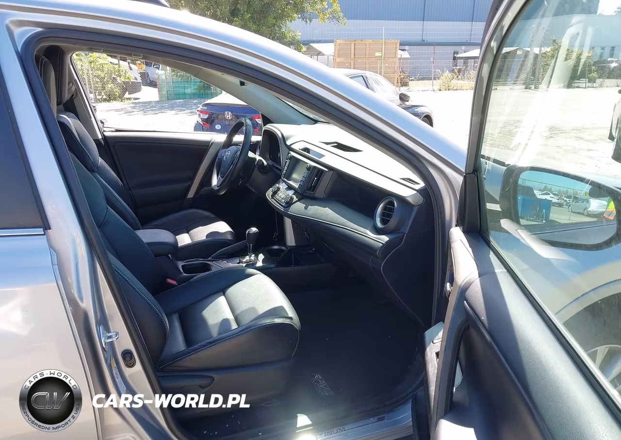 2017 Toyota Rav4 Platinum VIN:2T3YFREV0HW324180 - 5