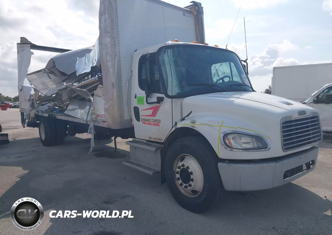 2018 Freightliner M2 106