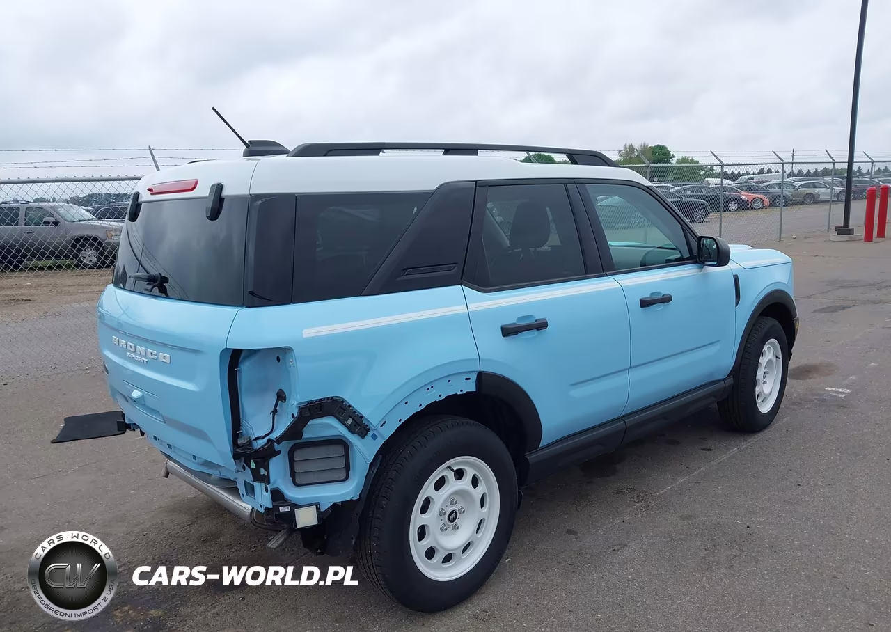 2025 Ford Bronco Sport Heritage VIN:3FMCR9GN4SRE49737 - 4
