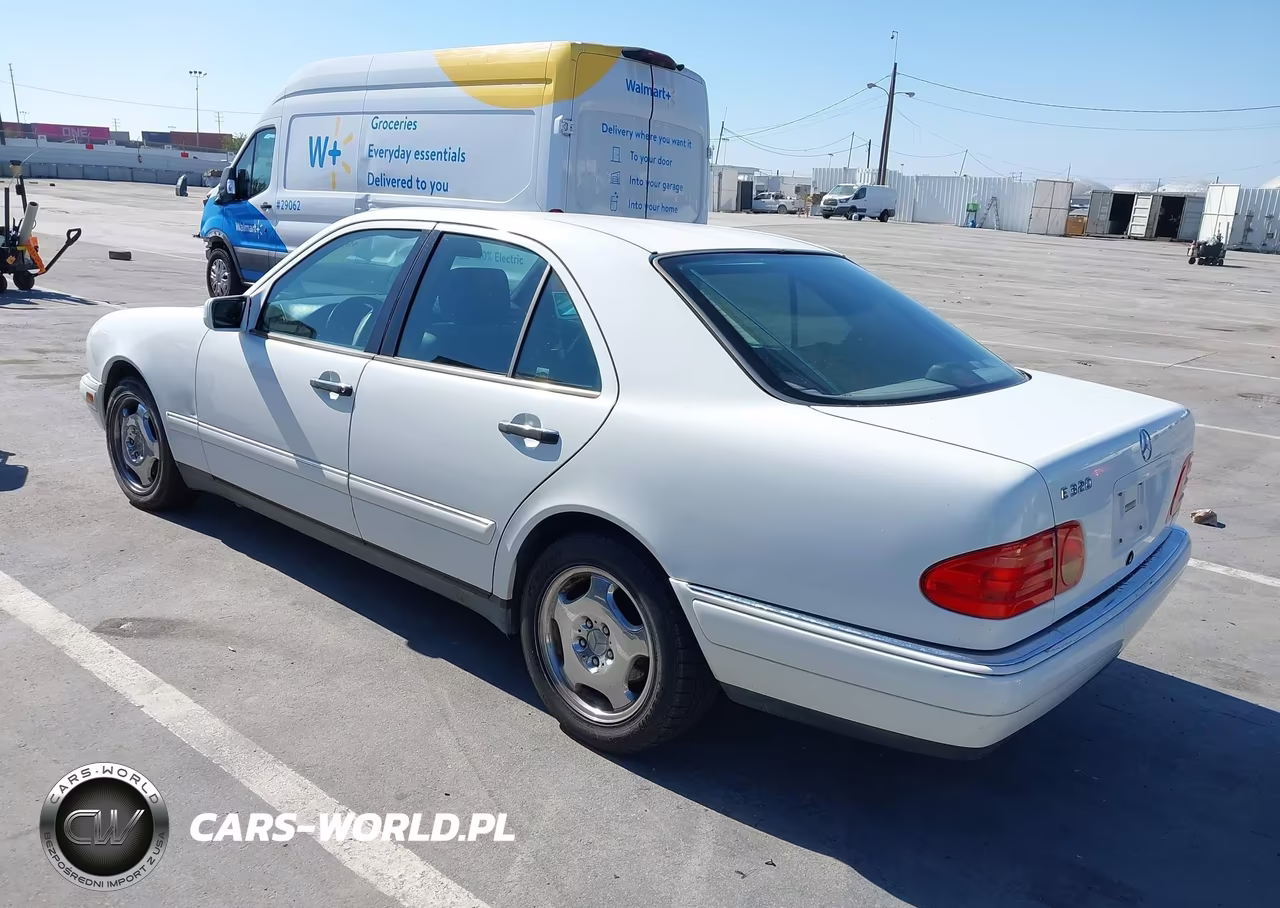 1998 Mercedes-Benz E 320 VIN:WDBJF65F5WA549715 - 3
