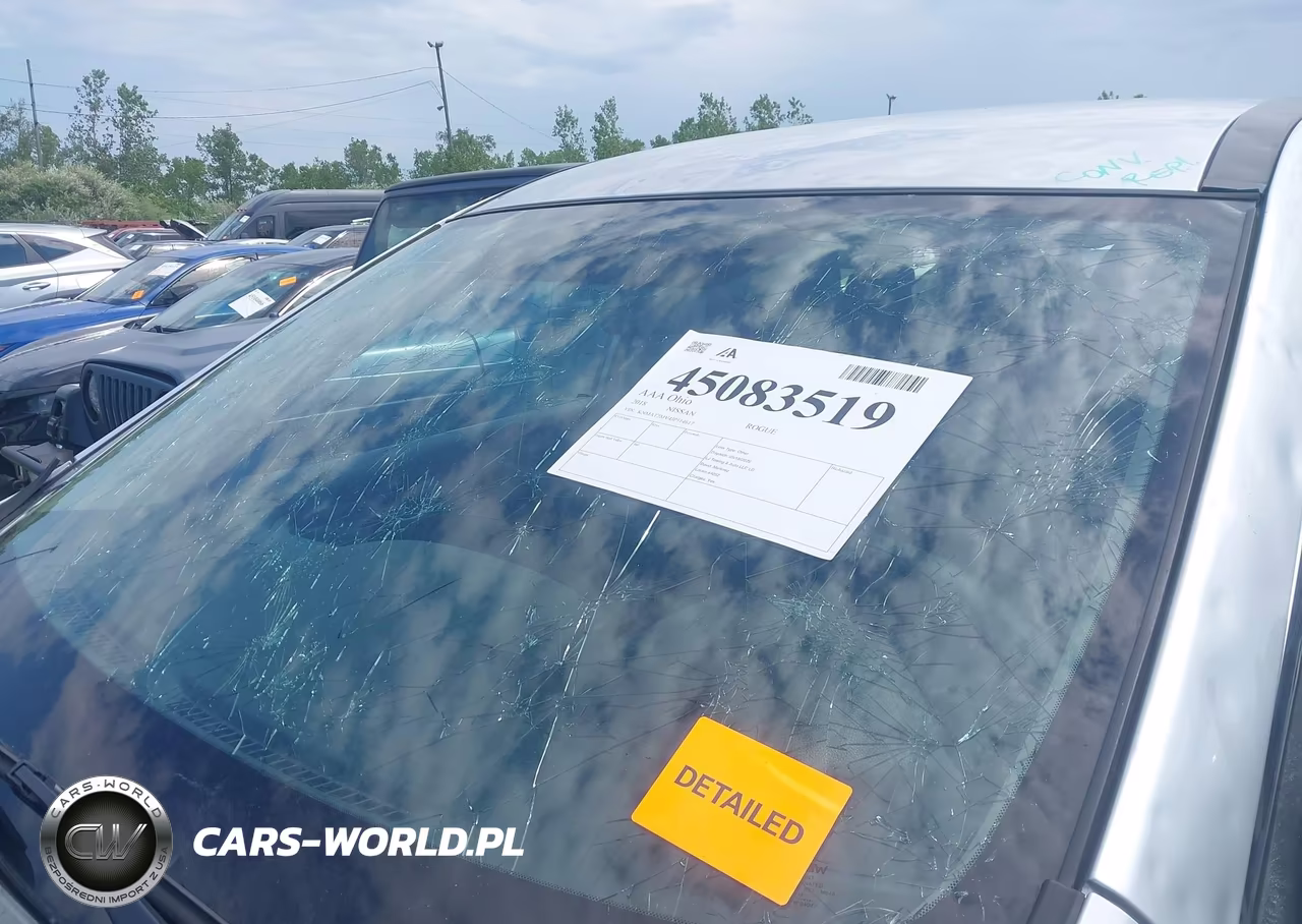 2018 Nissan Rogue S VIN:KNMAT2MV4JP514617 - 17