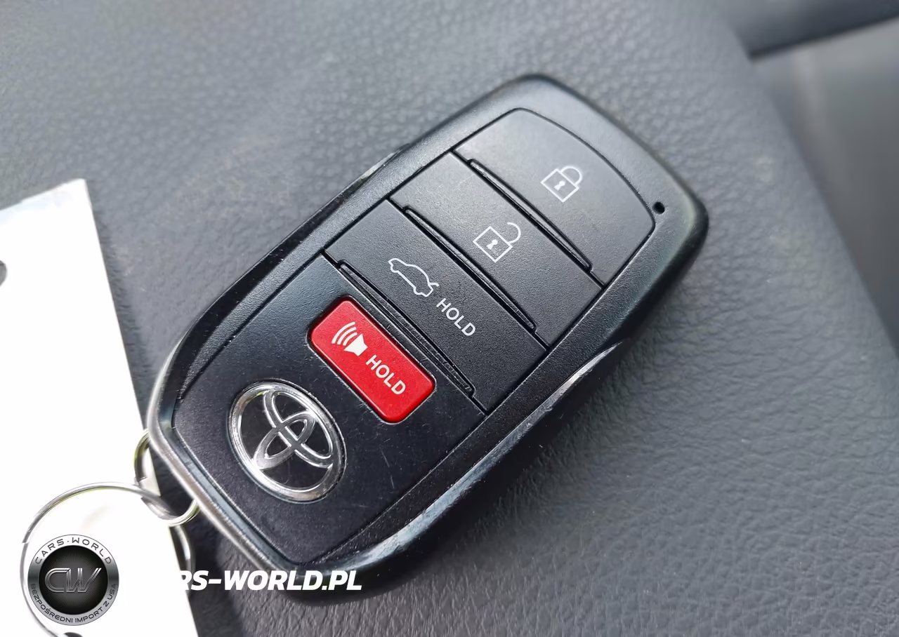 2025 Toyota Camry Se VIN:4T1DAACK7SU031108 - 11