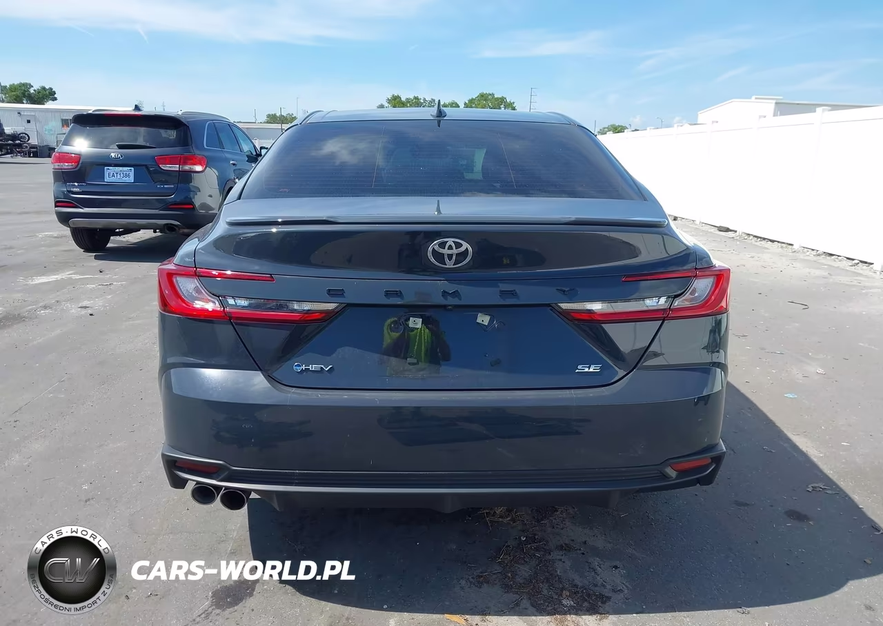 2025 Toyota Camry Se VIN:4T1DAACK7SU031108 - 17