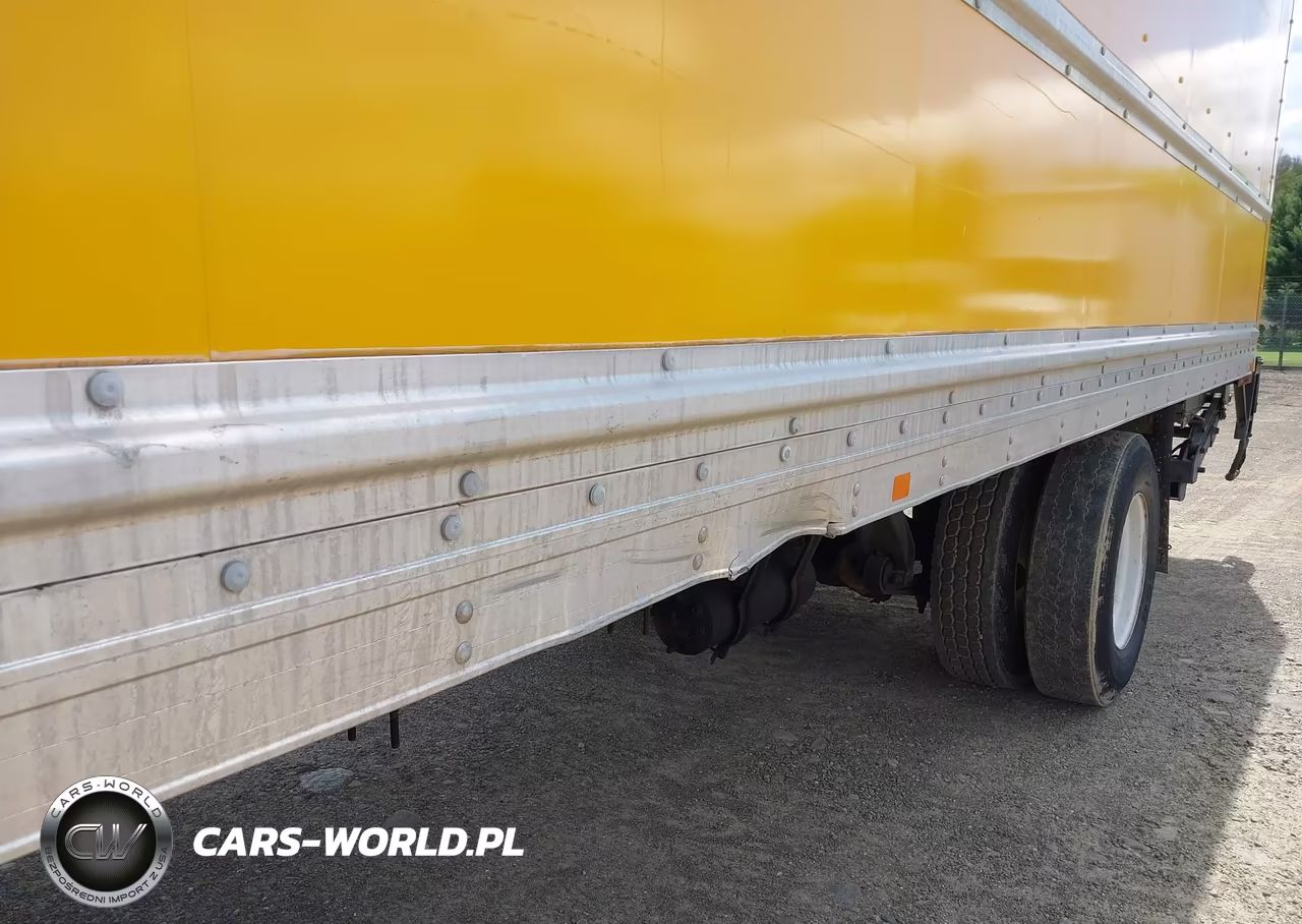 2019 Freightliner M2 106 VIN:1FVACWFCXKHKB8967 - 11