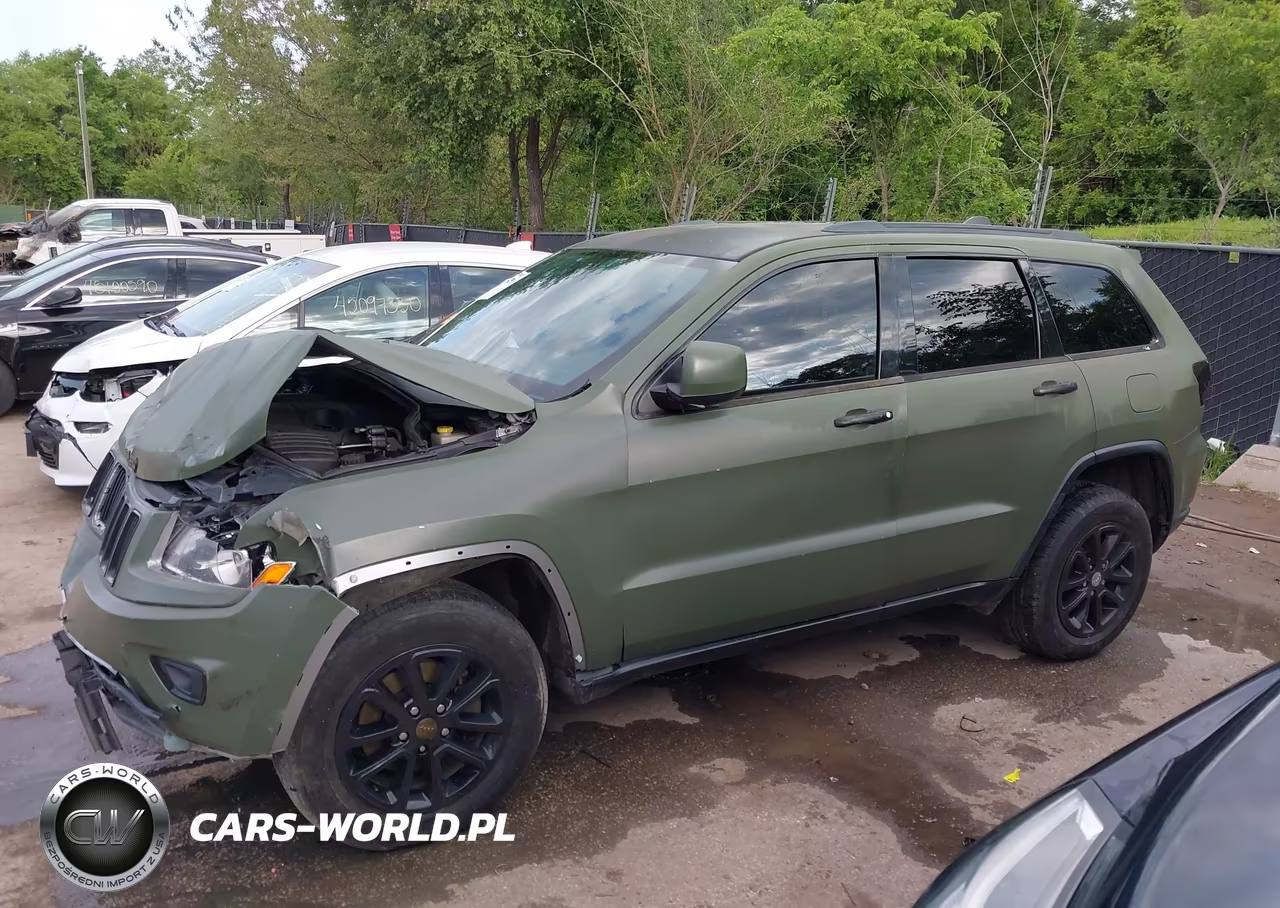 2015 Jeep Grand Cherokee Laredo VIN:1C4RJFAG5FC950817 - 15