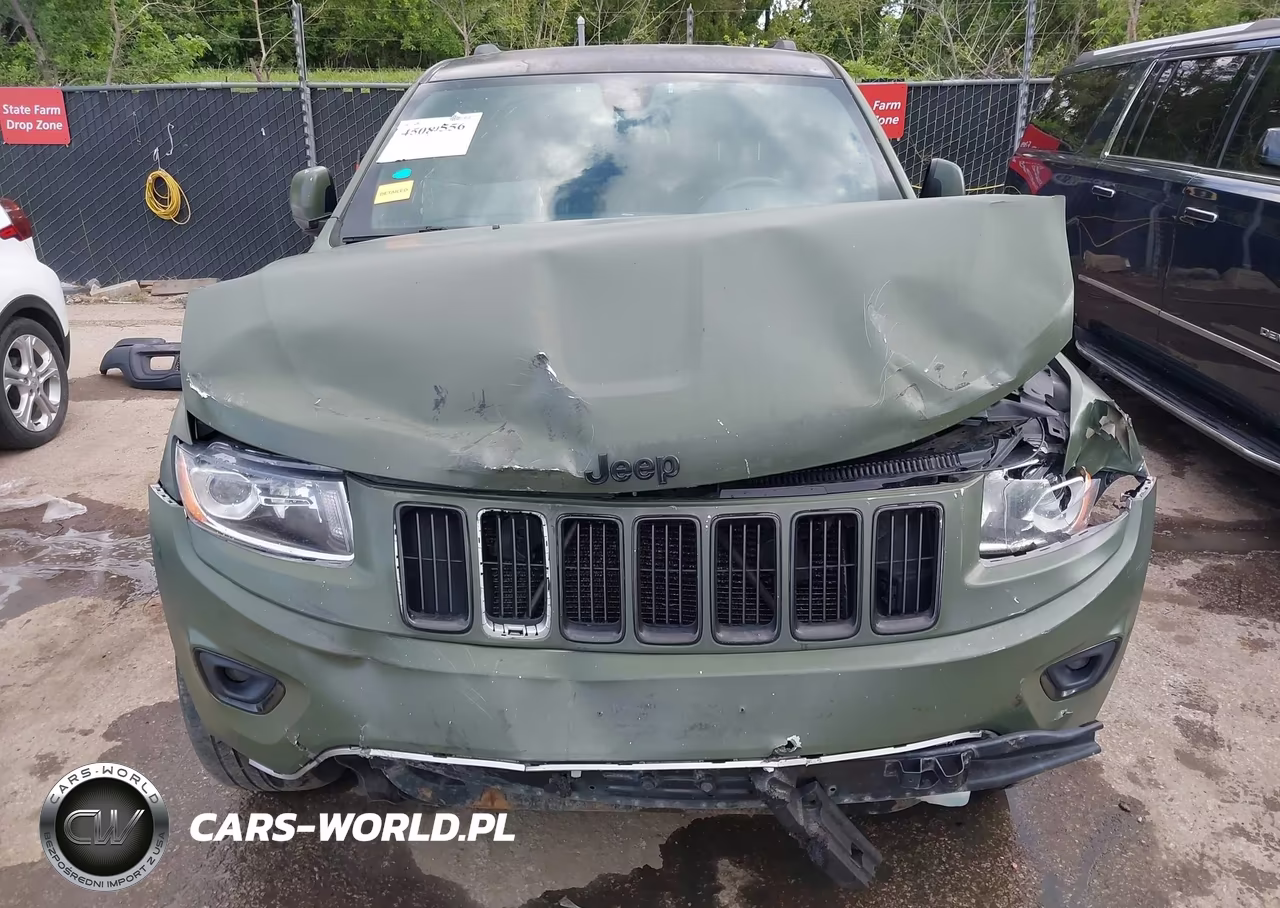2015 Jeep Grand Cherokee Laredo VIN:1C4RJFAG5FC950817 - 6
