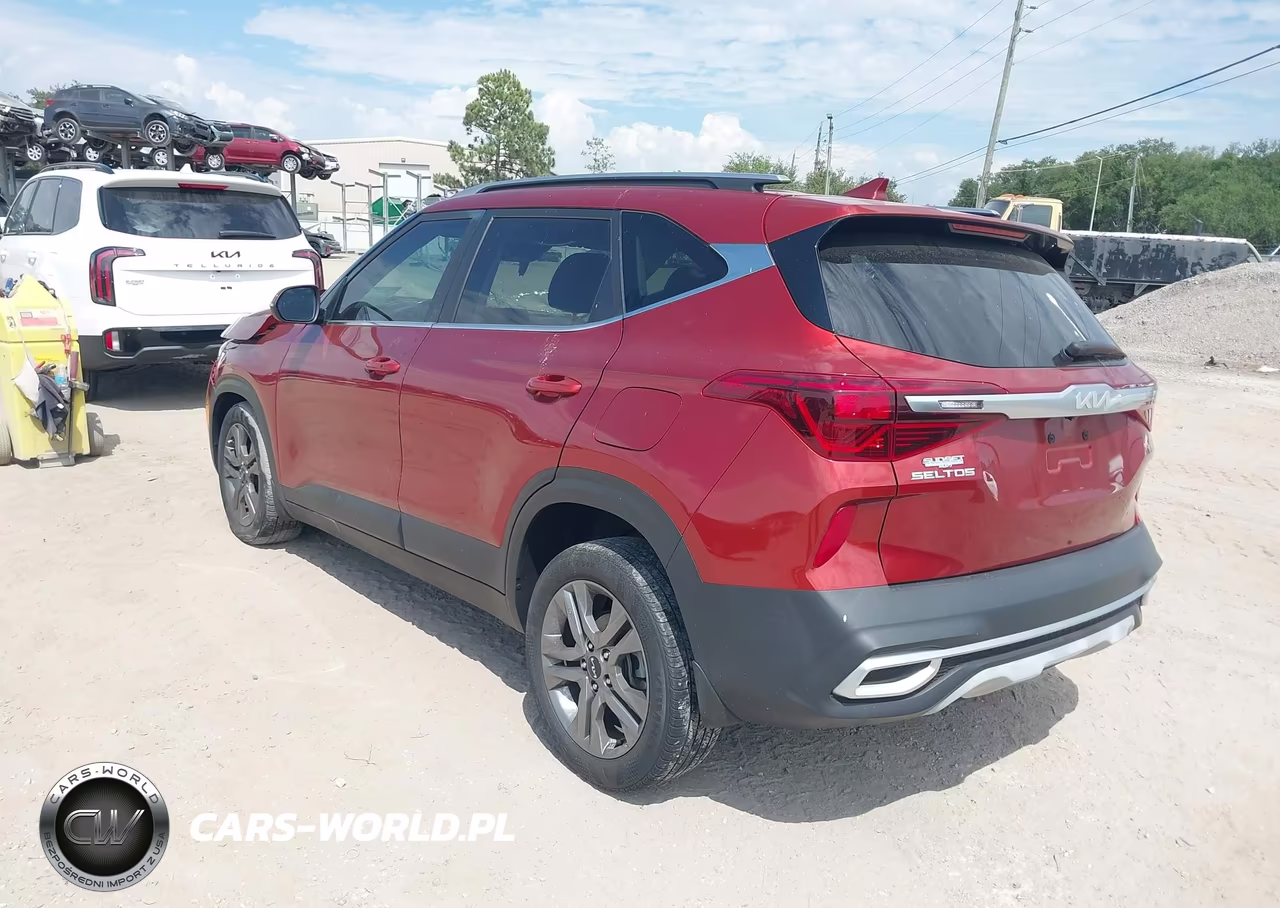 2023 Kia Seltos S VIN:KNDEU2AA4P7450913 - 3