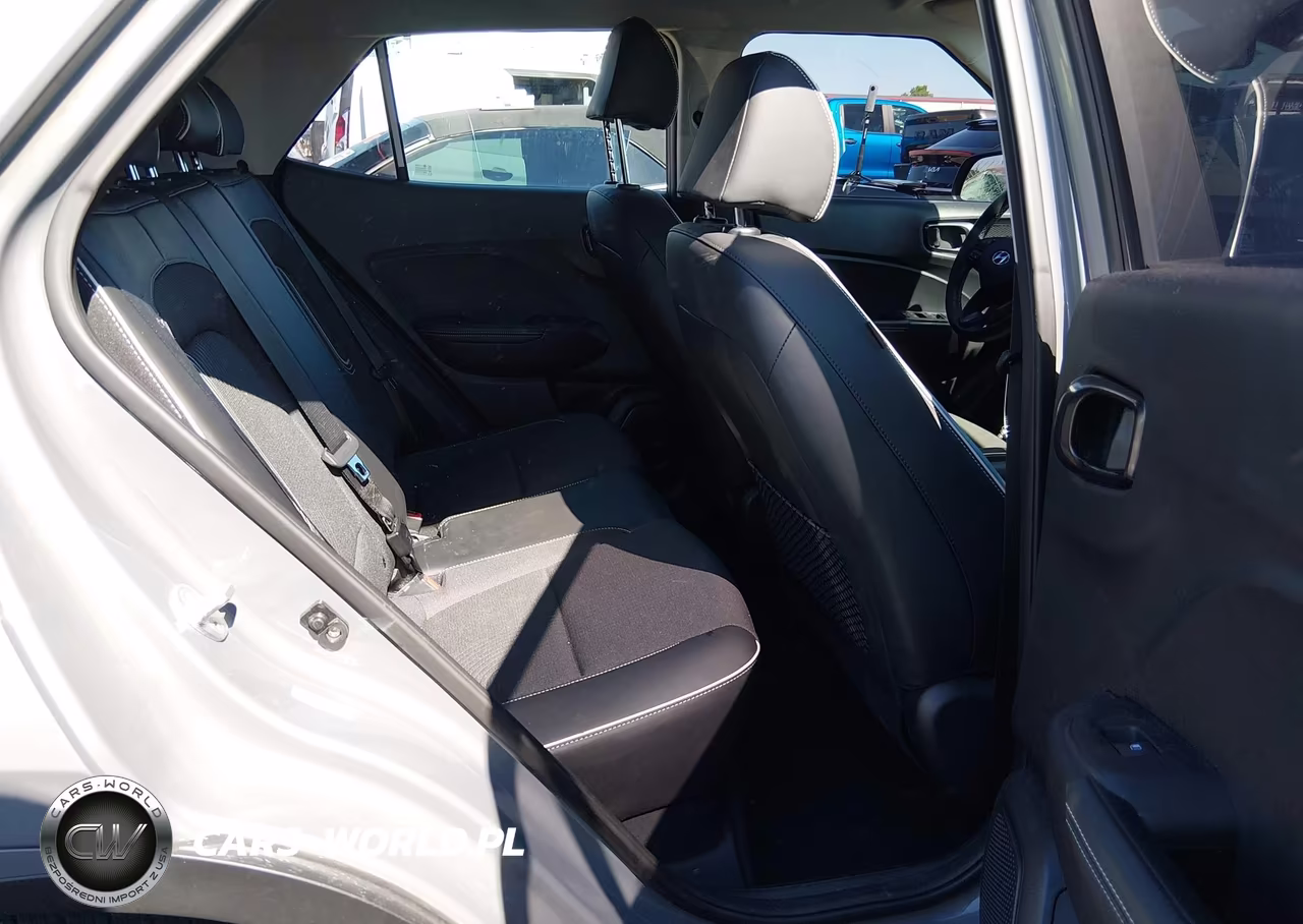 2023 Hyundai Venue Limited VIN:KMHRC8A35PU213790 - 8