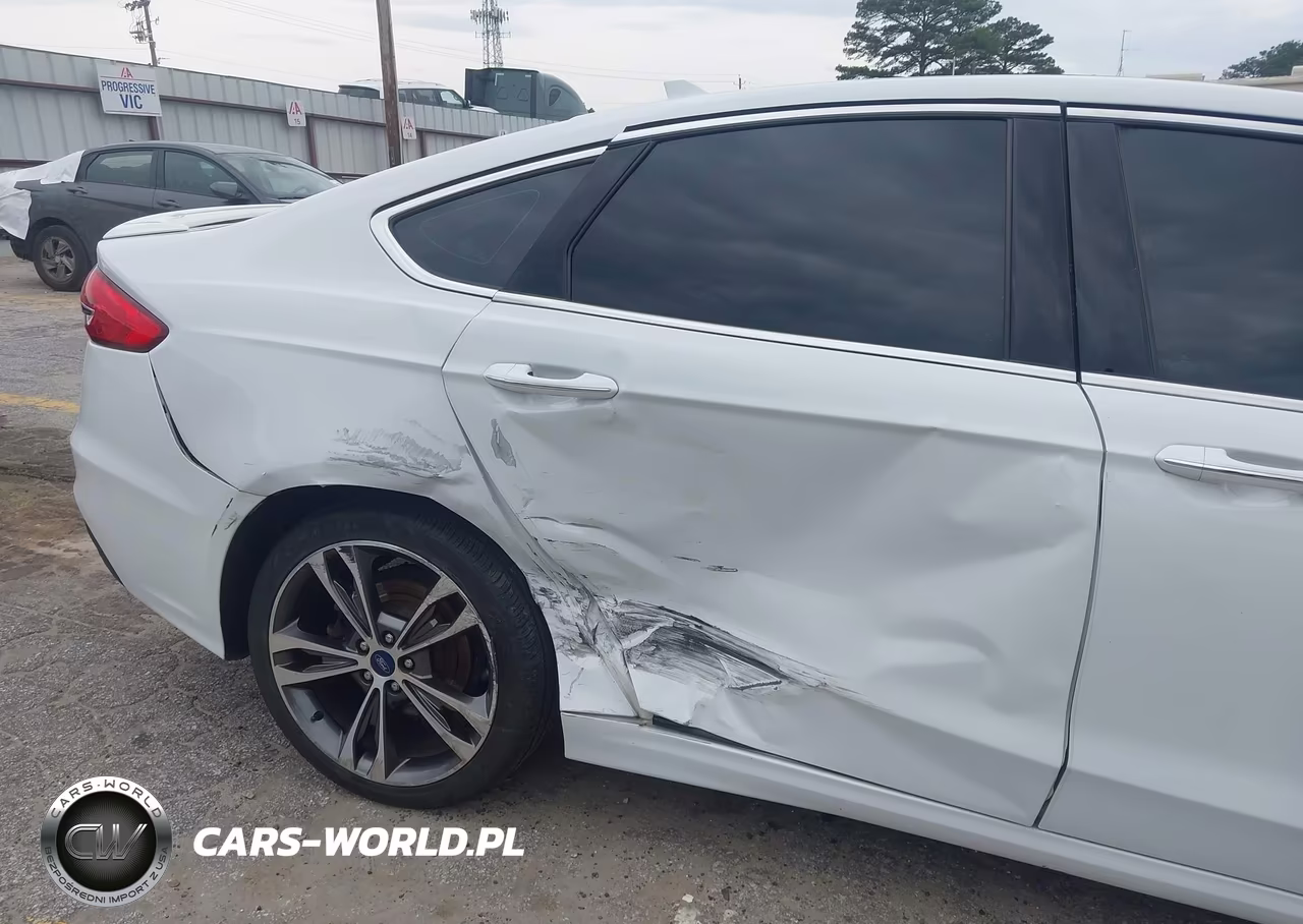 2020 Ford Fusion Titanium VIN:3FA6P0D95LR132969 - 6