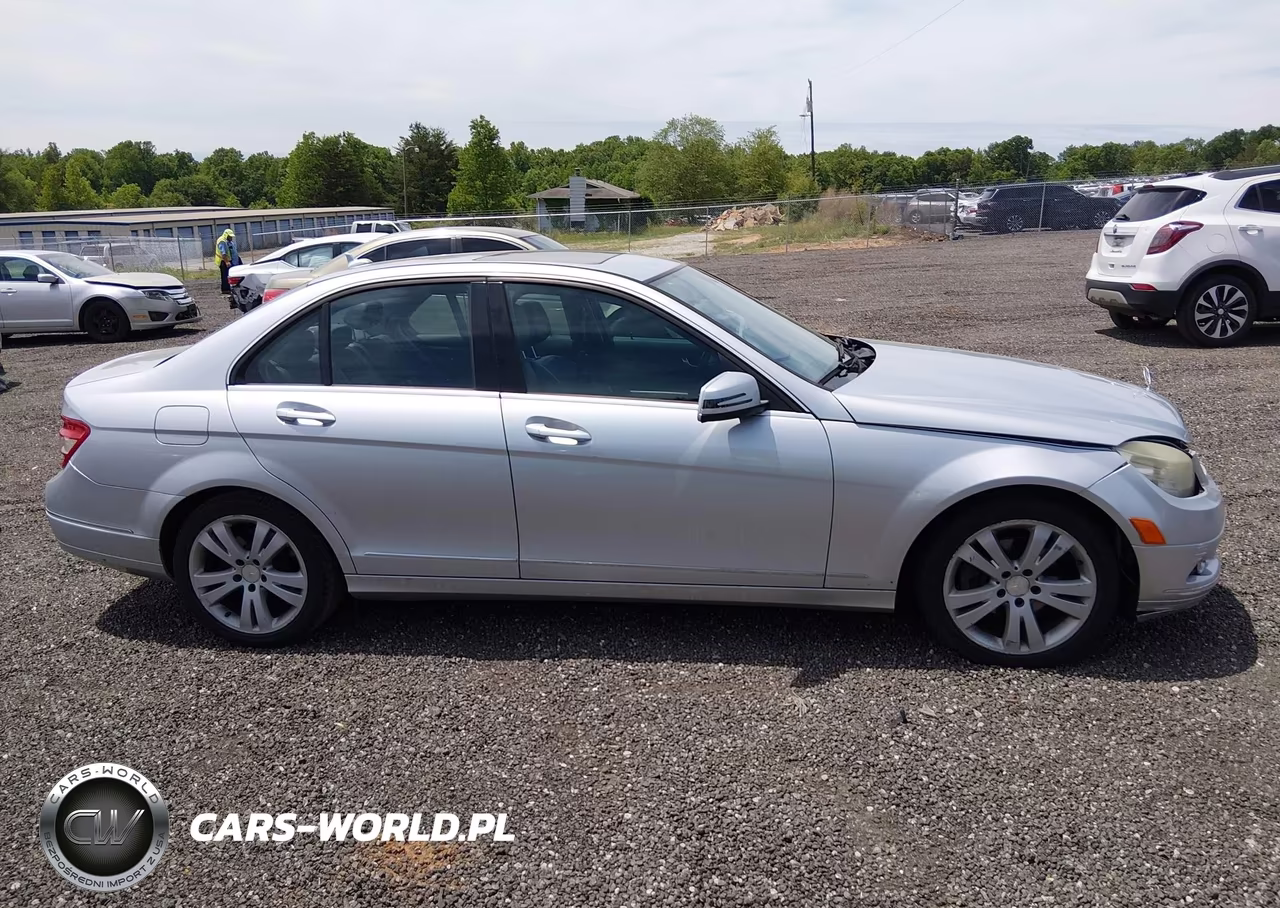 2010 Mercedes-Benz C 300 Luxury 4Matic-Sport 4Matic VIN:WDDGF8BB6AR090719 - 13
