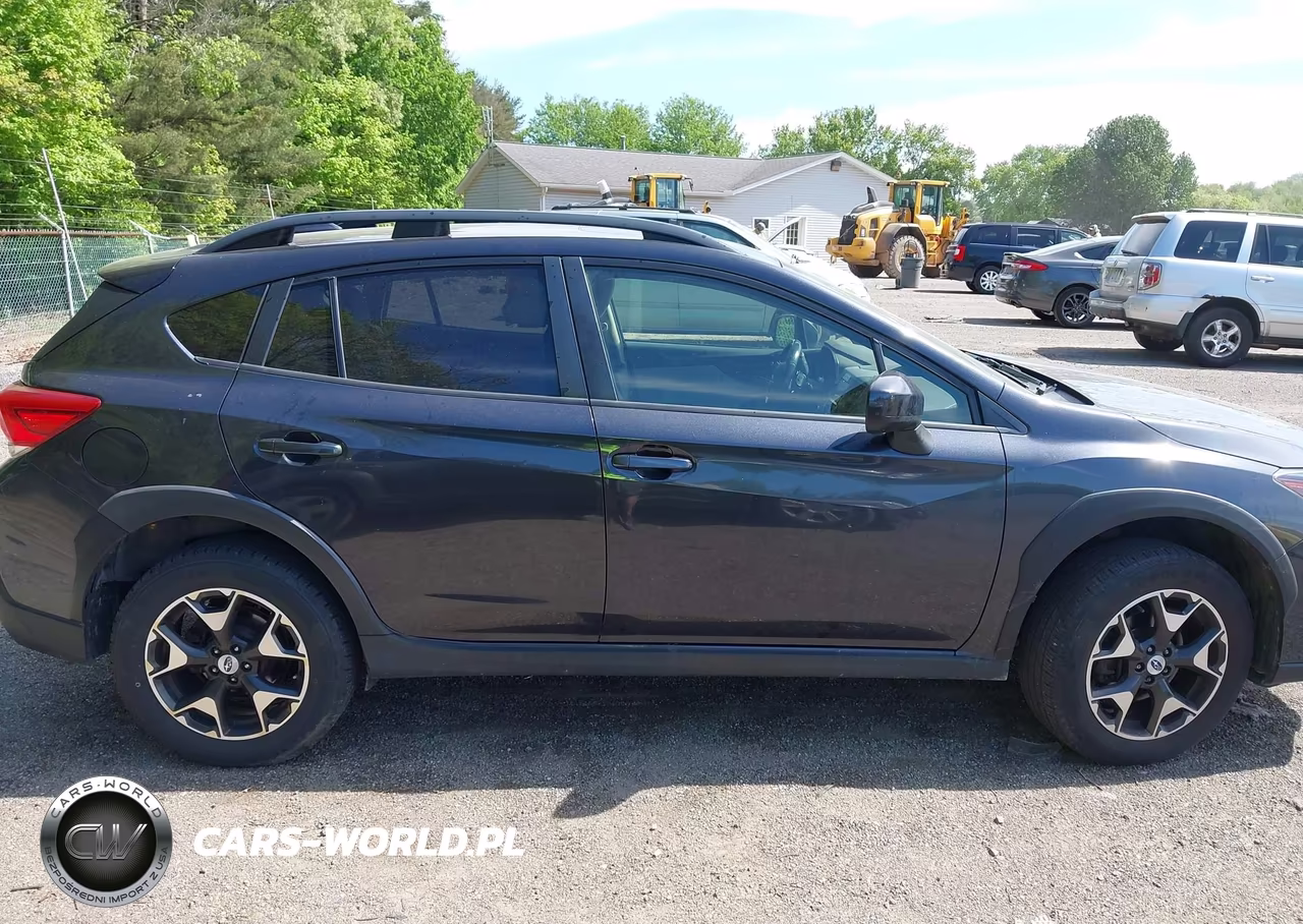 2018 Subaru Crosstrek 2.0I Premium VIN:JF2GTADC3J8263734 - 13