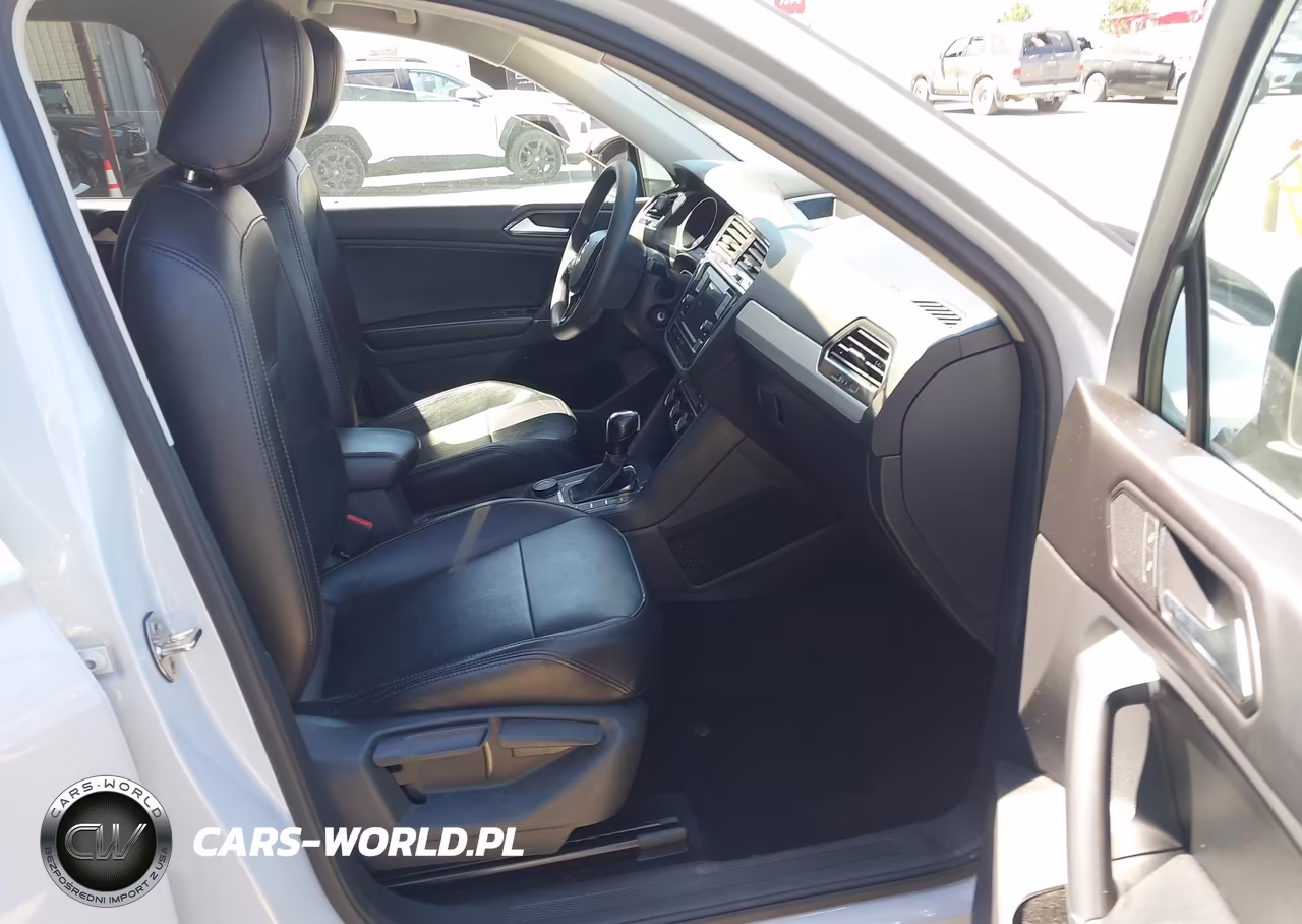 2018 Volkswagen Tiguan 2.0T S VIN:3VV0B7AXXJM104056 - 5