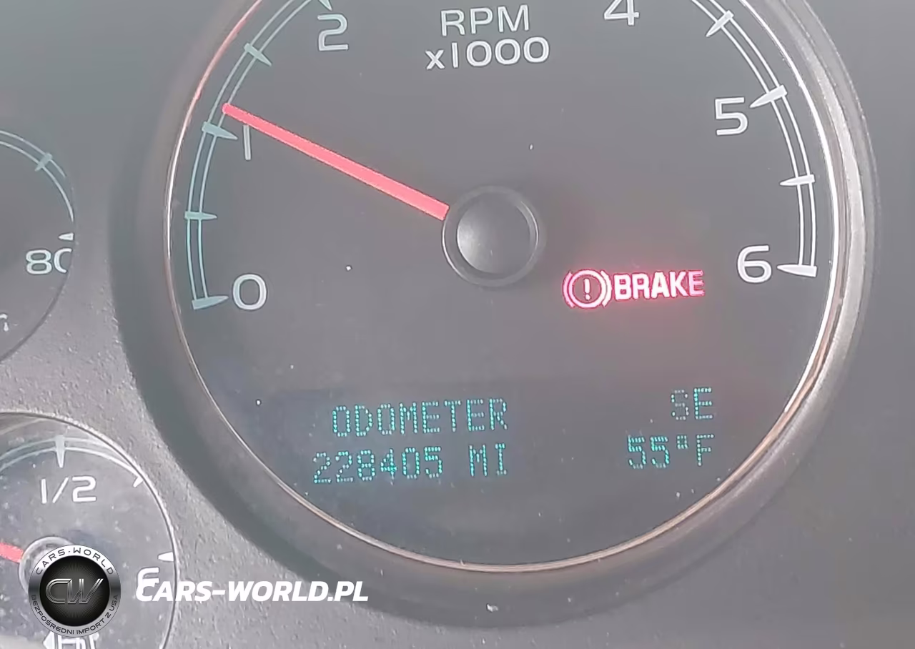 2011 Chevrolet Tahoe Lt VIN:1GNSKBE0XBR151070 - 15