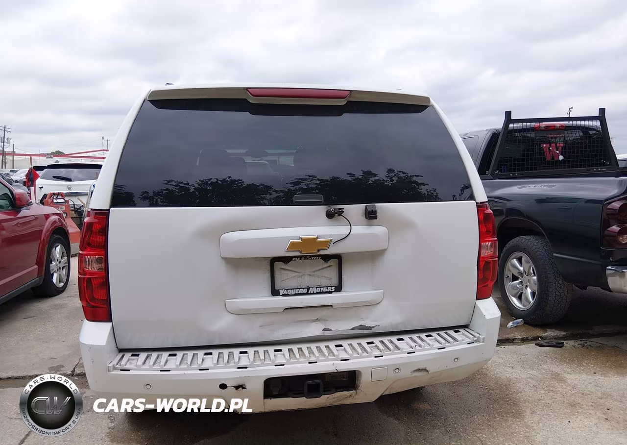 2013 Chevrolet Suburban 1500 Lt VIN:1GNSKJE77DR260497 - 16