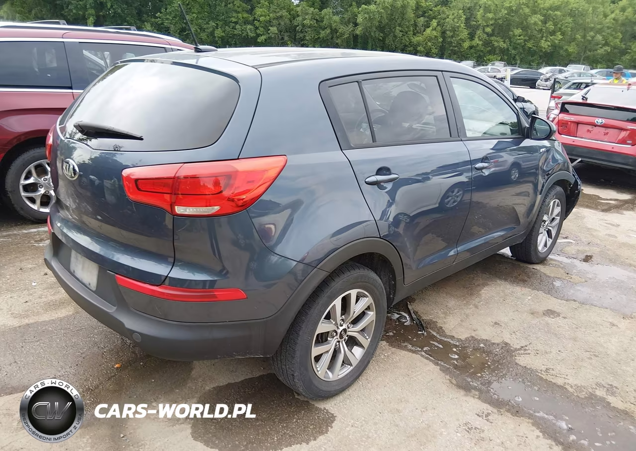 2015 Kia Sportage Lx VIN:KNDPBCAC8F7720312 - 4