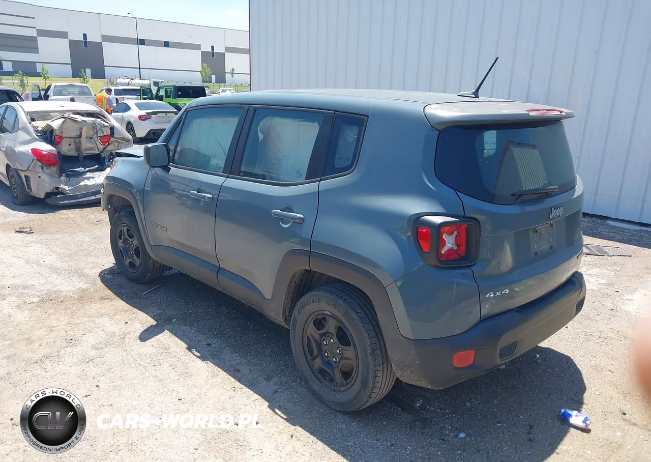 2017 Jeep Renegade Sport 4X4 VIN:ZACCJBAB4HPF09388 - 3