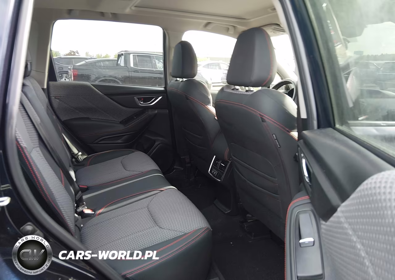 2020 Subaru Forester Sport VIN:JF2SKARCXLH469898 - 8