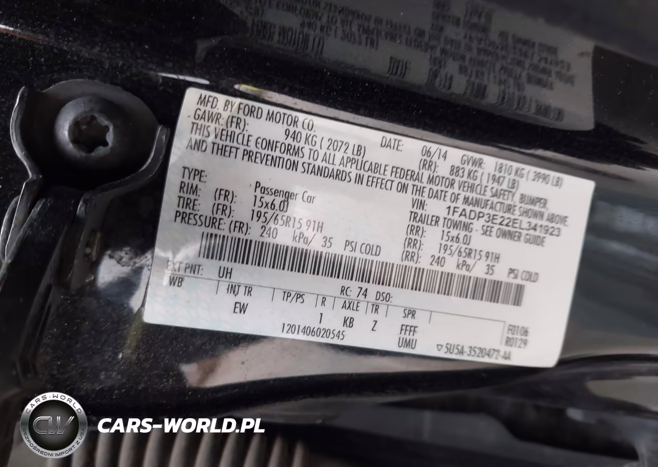 2014 Ford Focus S VIN:1FADP3E22EL341923 - 9