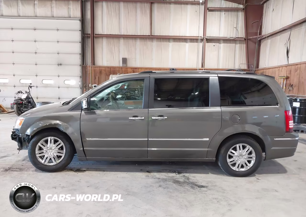 2010 Chrysler Town & Country New Limited VIN:2A4RR7DX2AR322279 - 15