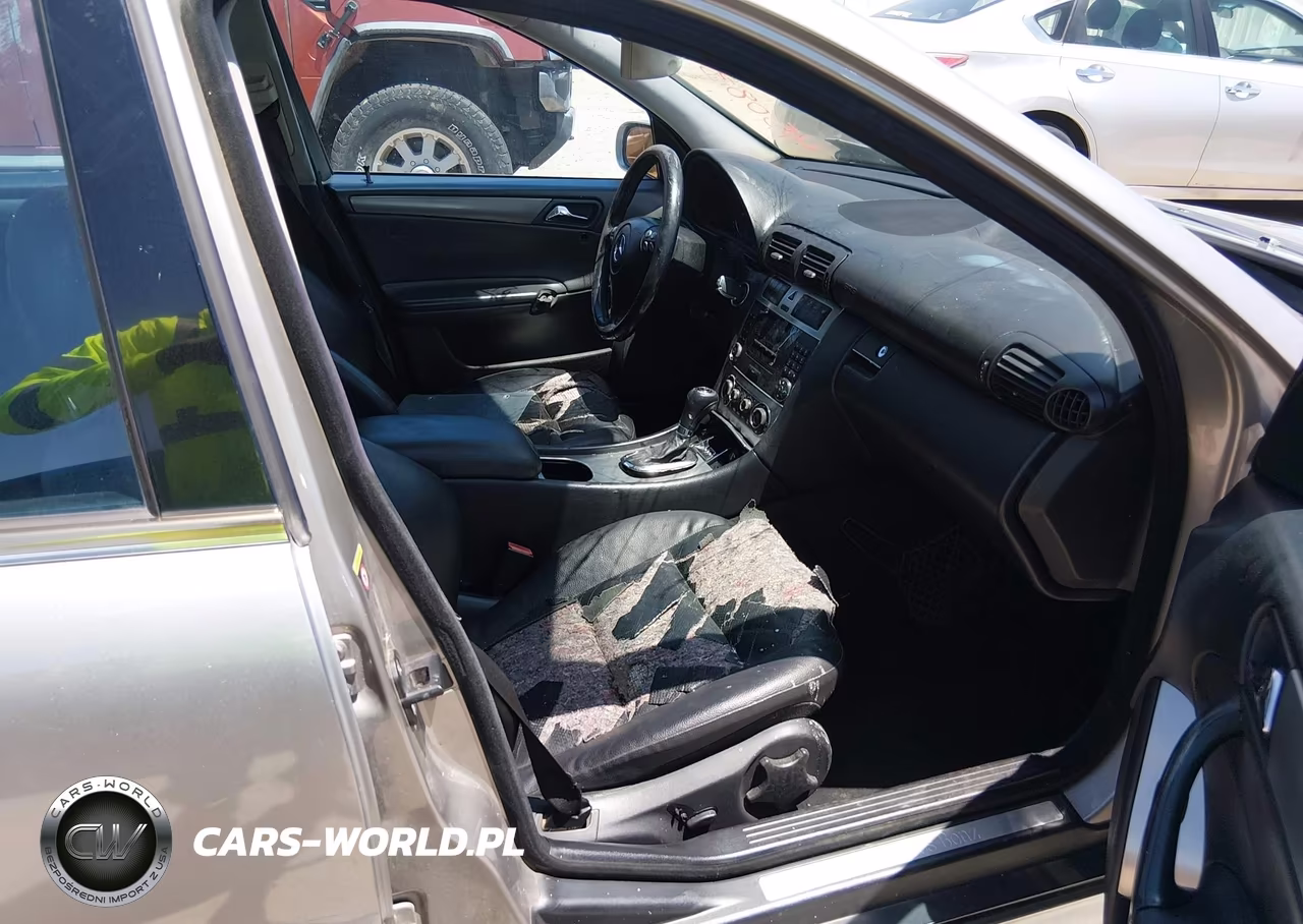 2005 Mercedes-Benz C 230 Kompressor Sport VIN:WDBRF40J55F682124 - 5