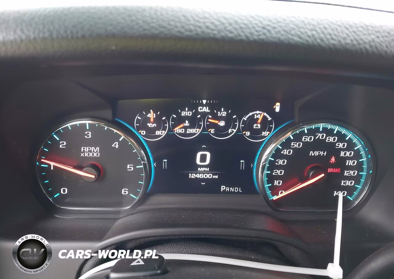 2018 Chevrolet Tahoe Premier VIN:1GNSKCKC5JR221092 - 7