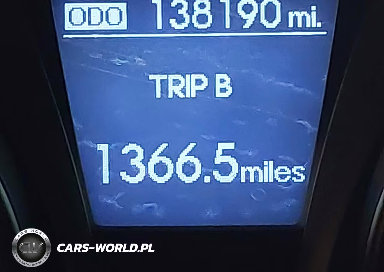 2015 Hyundai Genesis 3.8 Ultimate VIN:KMHHU6KJ1FU121715 - 15