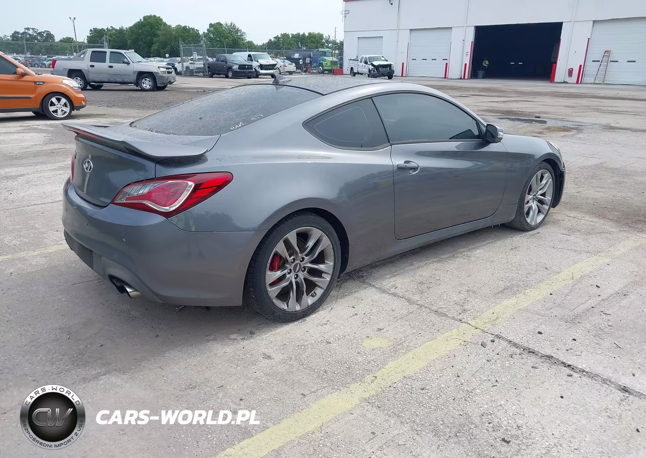 2015 Hyundai Genesis 3.8 Ultimate VIN:KMHHU6KJ1FU121715 - 4