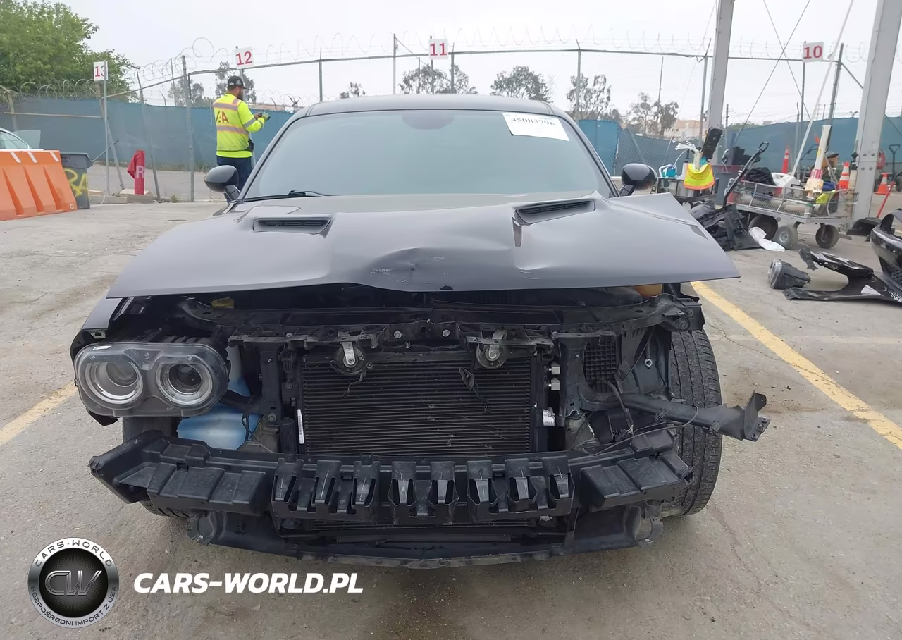 2020 Dodge Challenger Sxt VIN:2C3CDZAGXLH173840 - 13