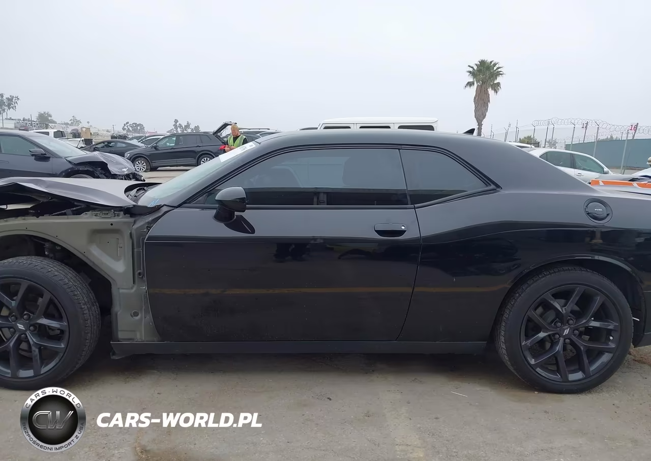 2020 Dodge Challenger Sxt VIN:2C3CDZAGXLH173840 - 15