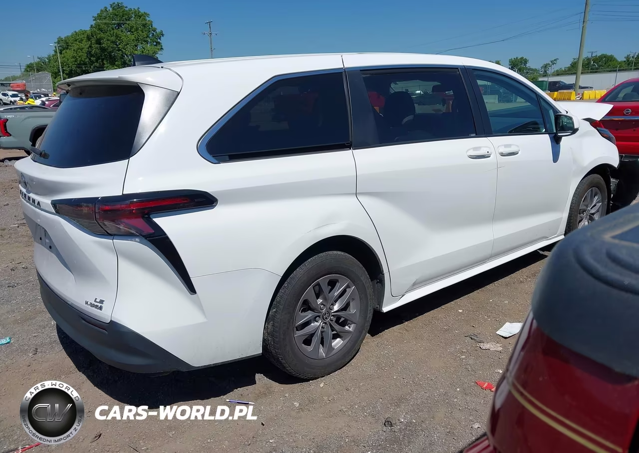 2023 Toyota Sienna Le VIN:5TDKRKEC1PS165589 - 4