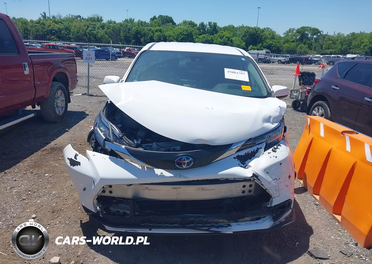 2023 Toyota Sienna Le VIN:5TDKRKEC1PS165589 - 6