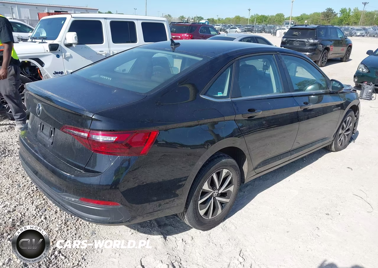 2023 Volkswagen Jetta 1.5T S VIN:3VW5M7BU5PM032675 - 4