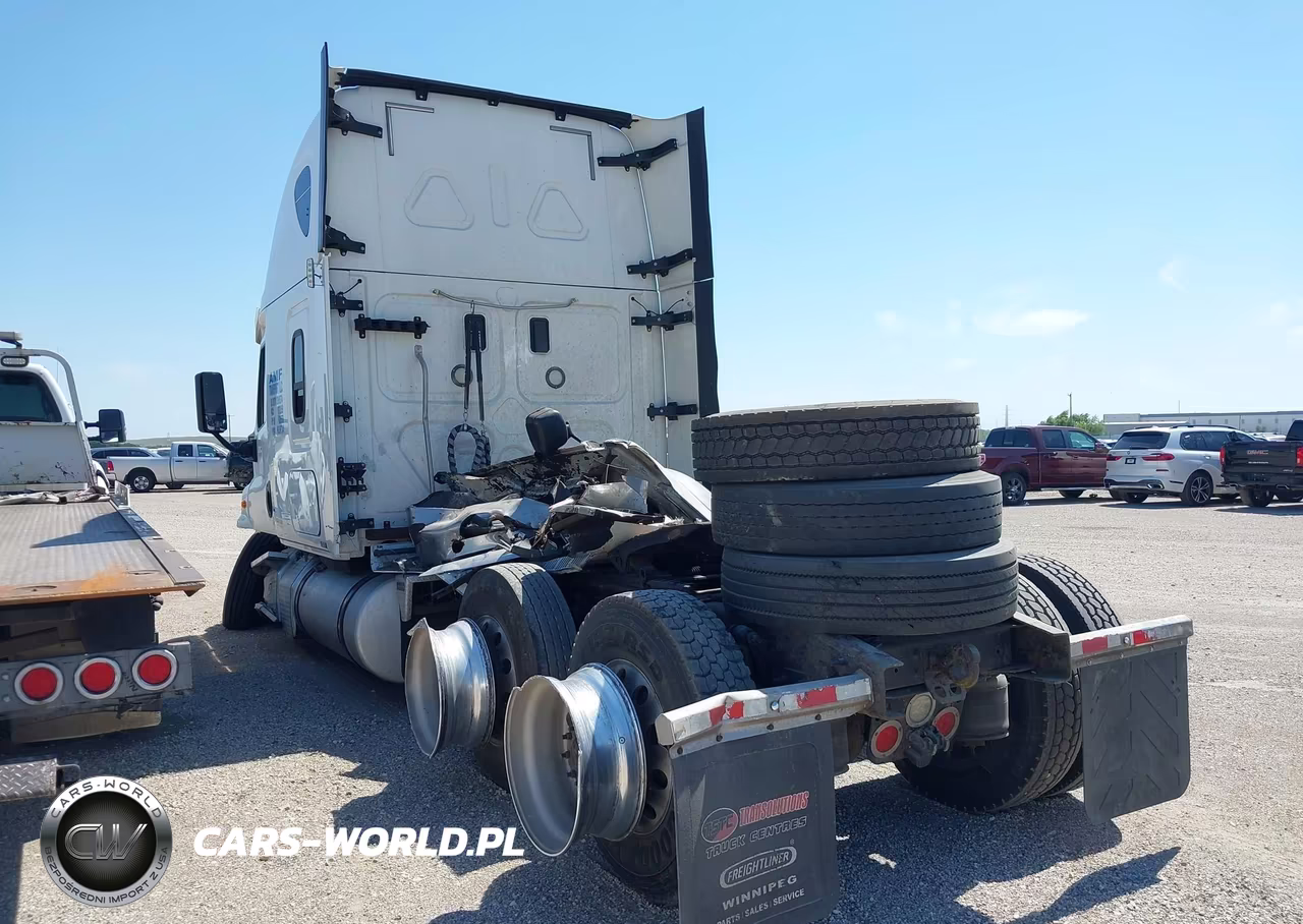 2017 Freightliner Cascadia 125 VIN:3AKJGLDR2HSJH7341 - 3
