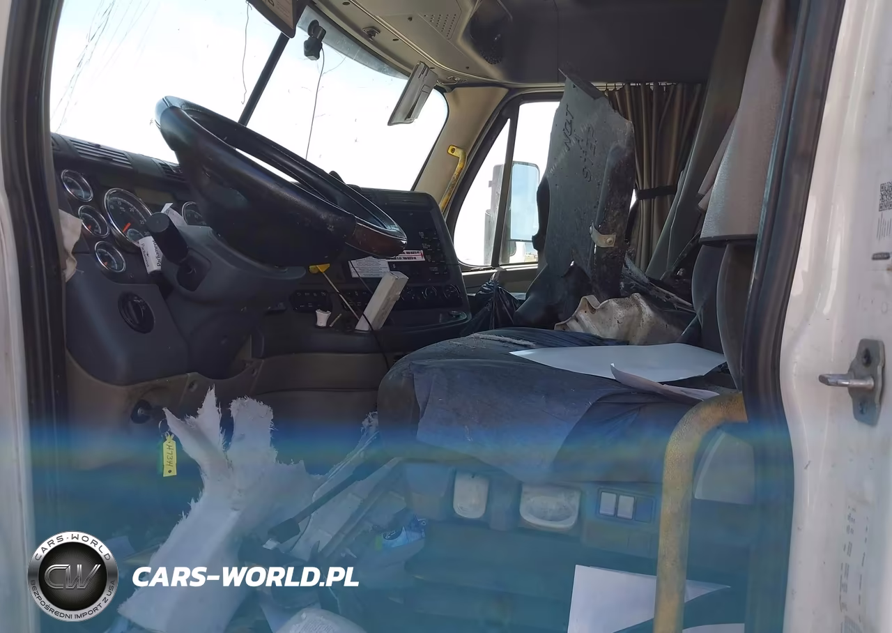 2017 Freightliner Cascadia 125 VIN:3AKJGLDR2HSJH7341 - 7