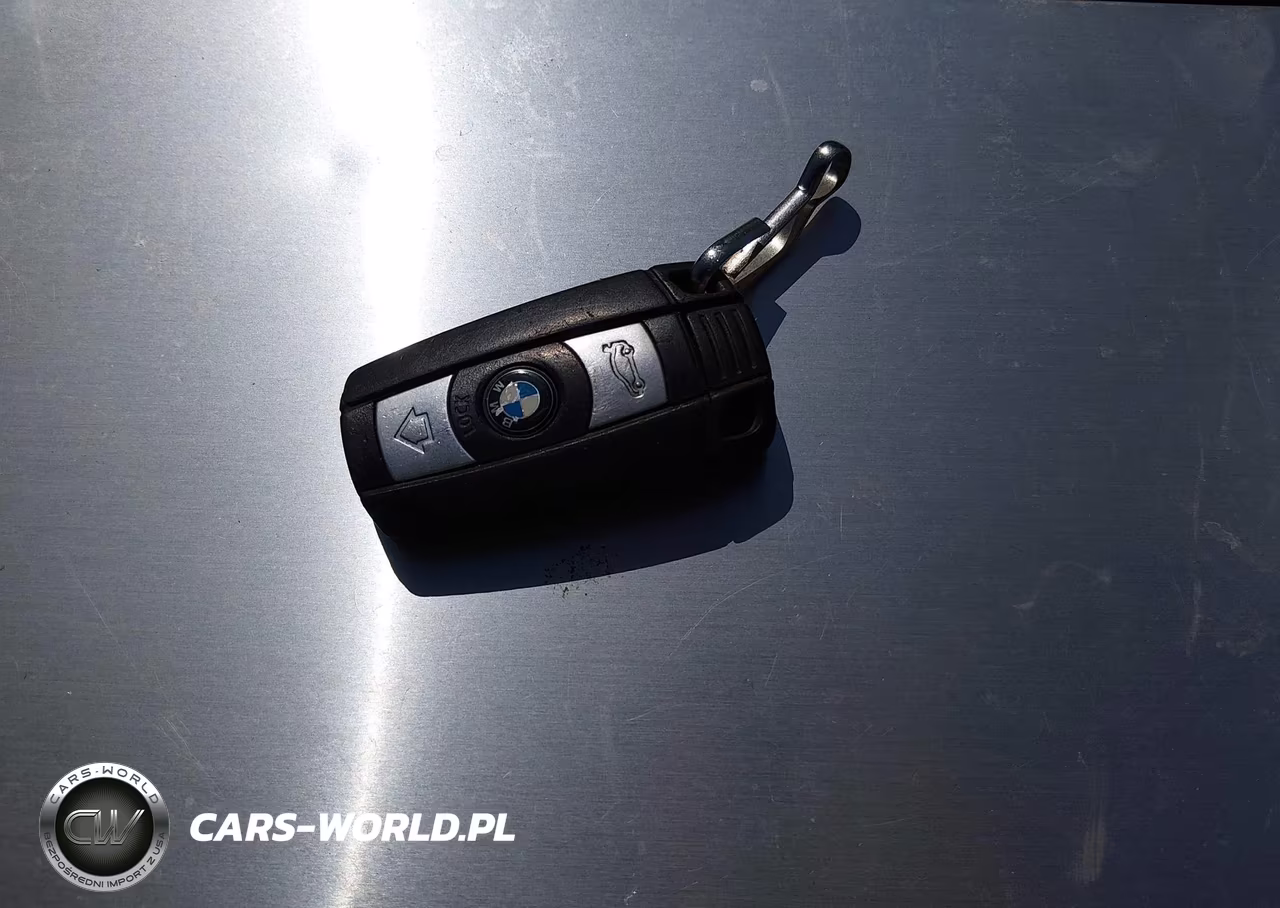 2007 BMW 530Xit VIN:WBANN73557CN04007 - 11