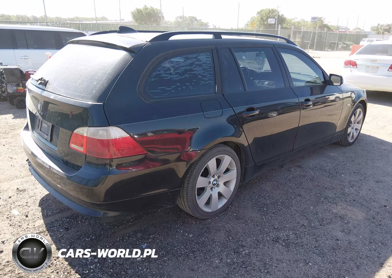 2007 BMW 530Xit VIN:WBANN73557CN04007 - 4