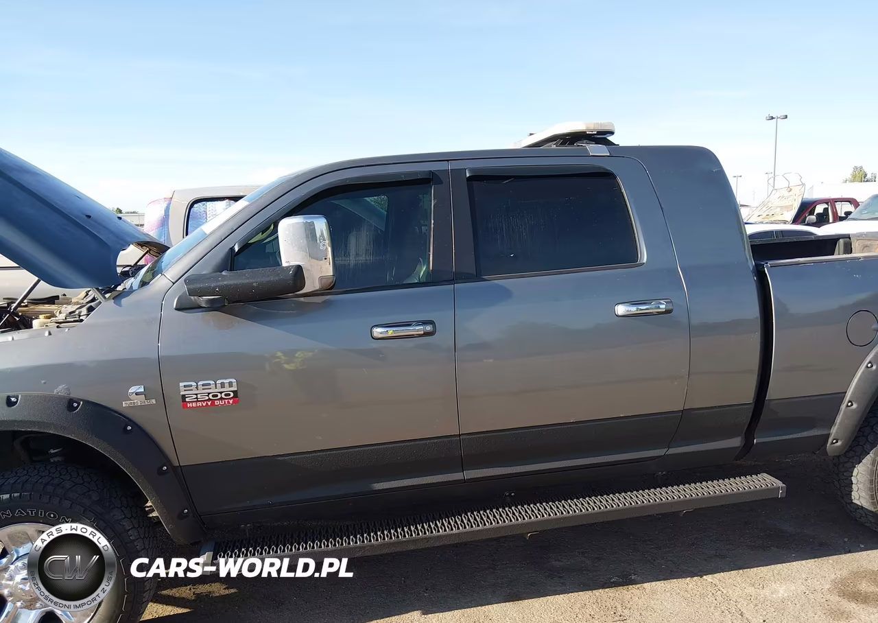 2011 Ram Ram 2500 Laramie VIN:3D7UT2HLXBG545825 - 6