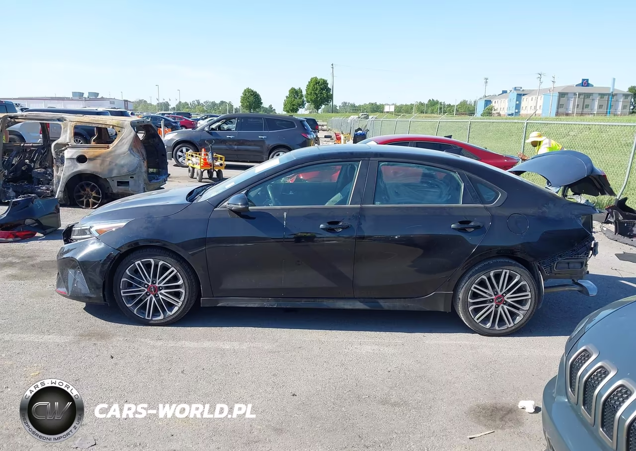 2022 Kia Forte Gt VIN:3KPF44AC8NE500131 - 15